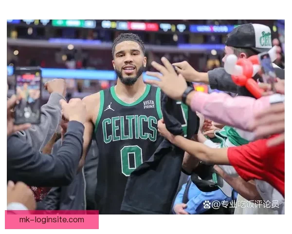 绿军双核布朗塔图姆对话曝光 定下全队沟通基调