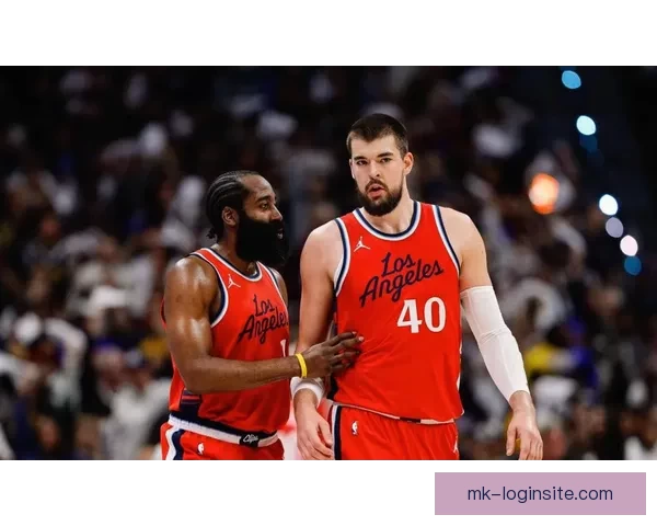 泰伦卢：小卡保持健康是关键 感谢哈登祖巴茨等球员贡献