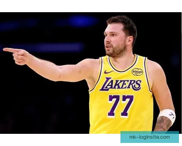 湖人拒绝逆转步行者 东契奇狂砍43分詹姆斯准三双闪耀